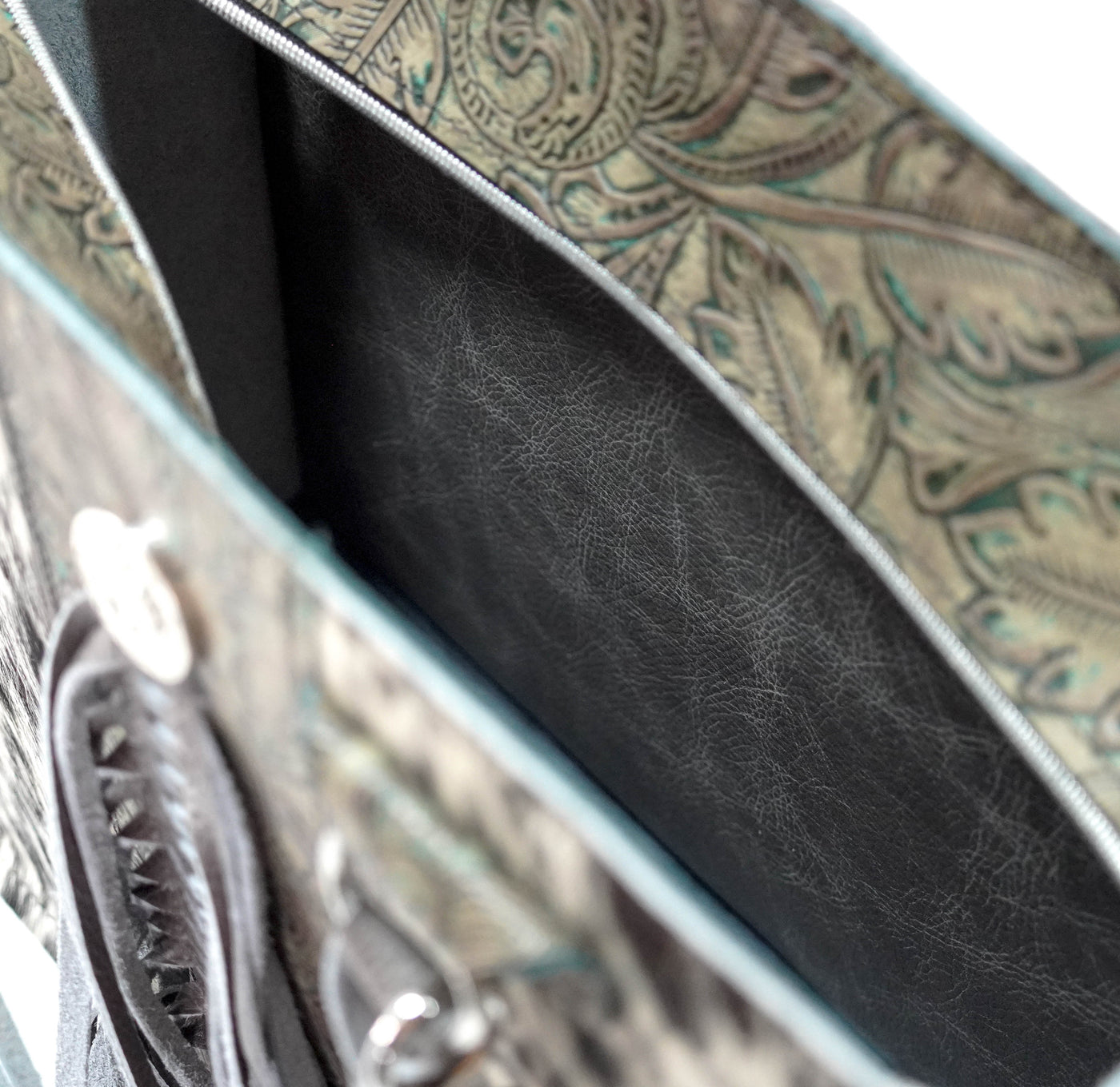 Clerk - Black & White w/ Turquoise Autumn